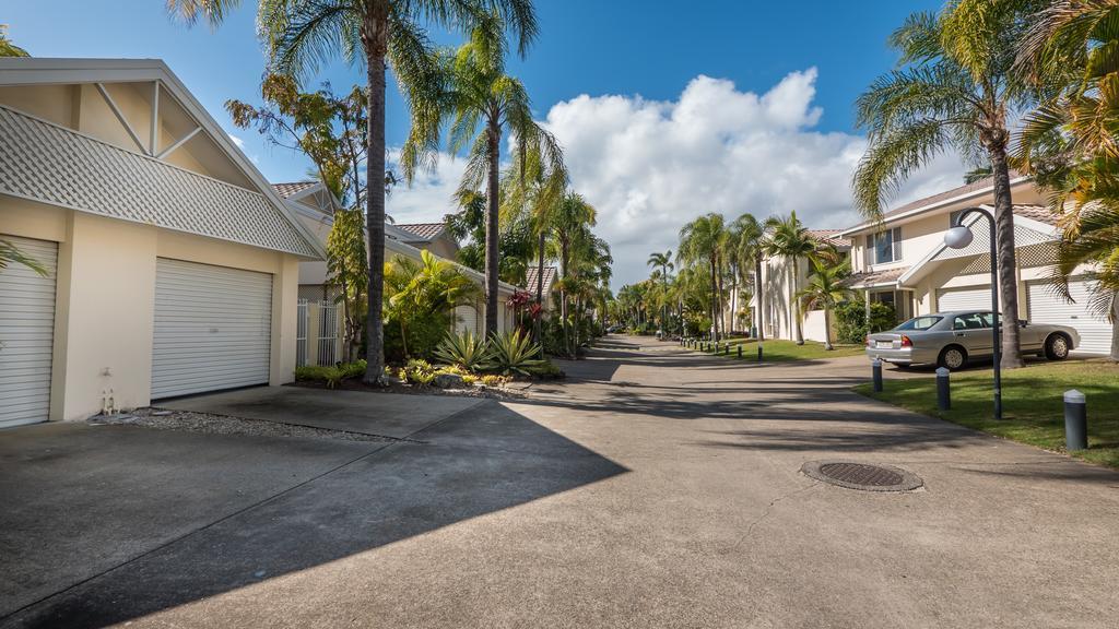 Isle Of Palms Resort Gold Coast Bagian luar foto