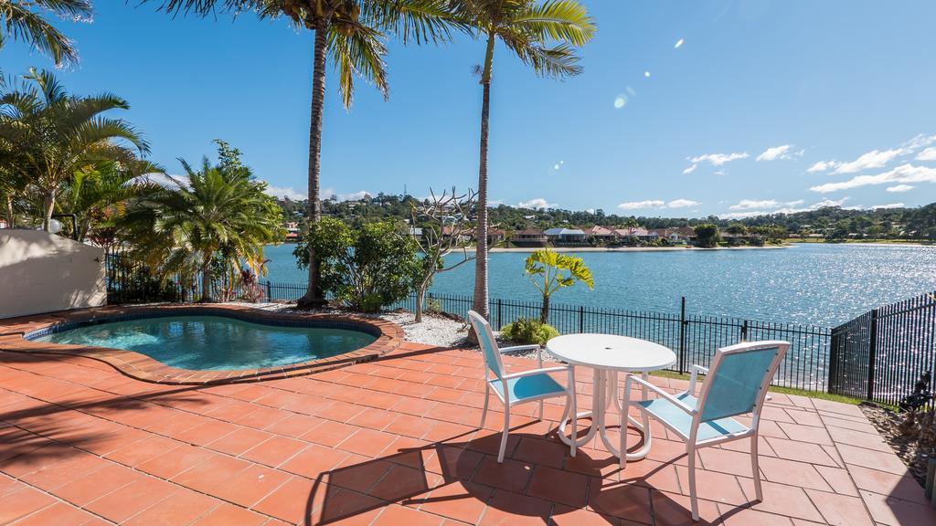 Isle Of Palms Resort Gold Coast Bagian luar foto