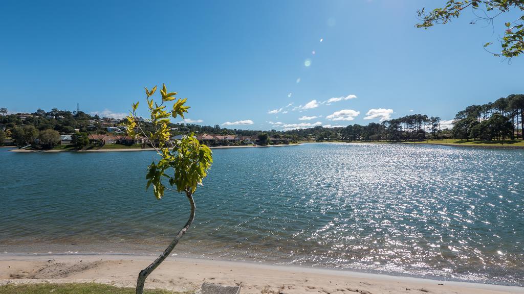 Isle Of Palms Resort Gold Coast Bagian luar foto