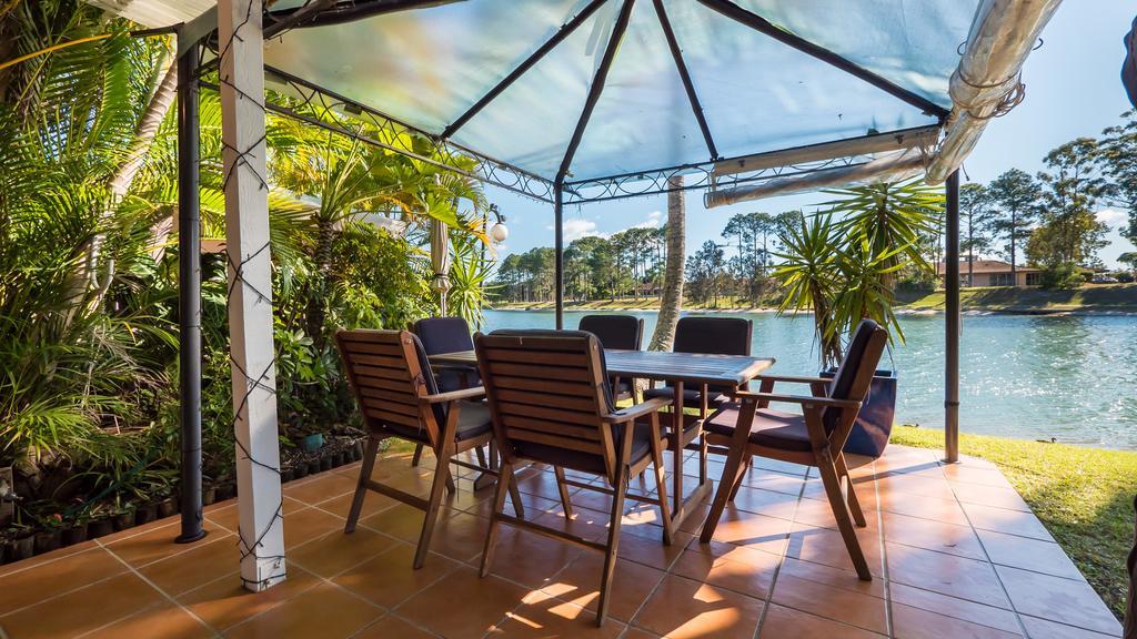 Isle Of Palms Resort Gold Coast Bagian luar foto