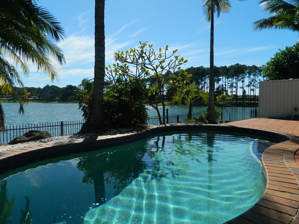 Isle Of Palms Resort Gold Coast Bagian luar foto